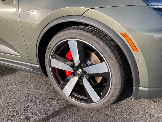 2025 Porsche Macan Electric 4S AWD - 22714035 - 12