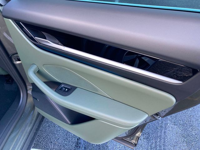 2025 Porsche Macan Electric 4S AWD - 22714035 - 27