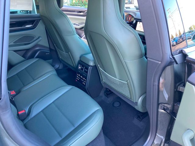 2025 Porsche Macan Electric 4S AWD - 22714035 - 28