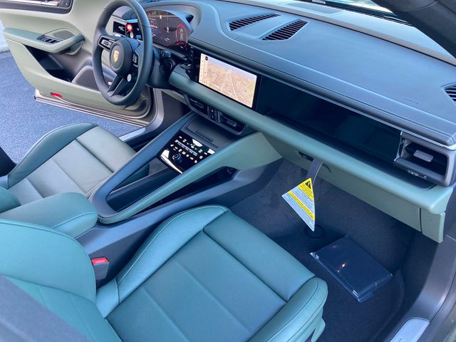 2025 Porsche Macan Electric 4S AWD - 22714035 - 30