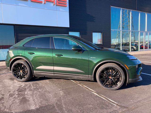 2025 Porsche Macan Electric 4S AWD - 22753142 - 17