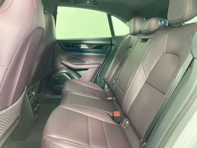 2025 Porsche Macan Electric 4S AWD - 22967096 - 15