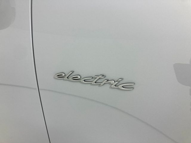 2025 Porsche Macan Electric 4S AWD - 22967096 - 29