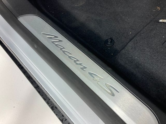 2025 Porsche Macan Electric 4S AWD - 22967096 - 7
