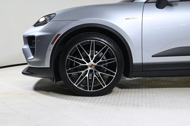 2025 Porsche Macan Electric RWD - 22925270 - 28