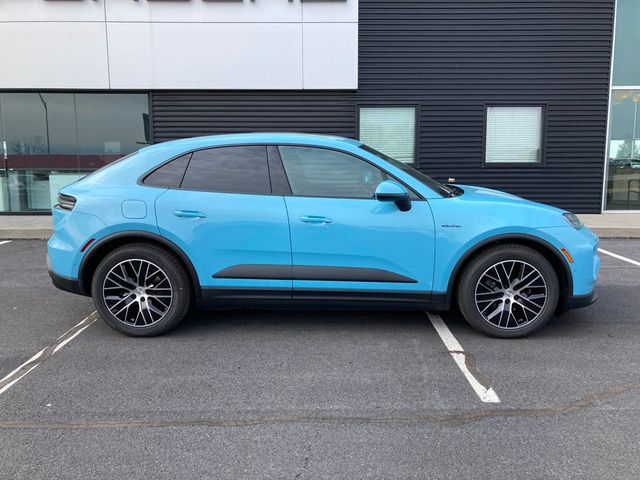 2025 Porsche Macan Electric RWD - 22778112 - 7