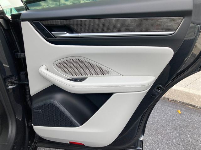 2025 Porsche Macan Electric Turbo AWD - 22952643 - 16