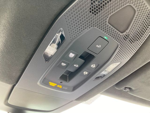 2025 Porsche Macan Electric Turbo AWD - 22952643 - 35