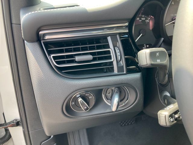 2025 Porsche Macan S AWD - 22890831 - 9