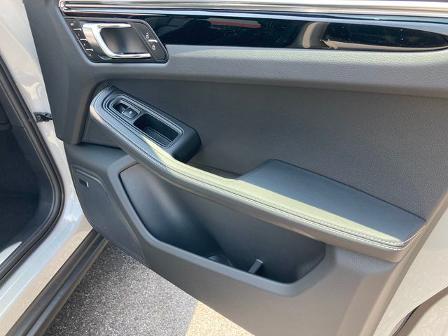 2025 Porsche Macan S AWD - 22890831 - 22
