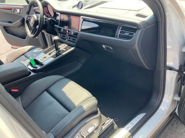 2025 Porsche Macan S AWD - 22890831 - 23