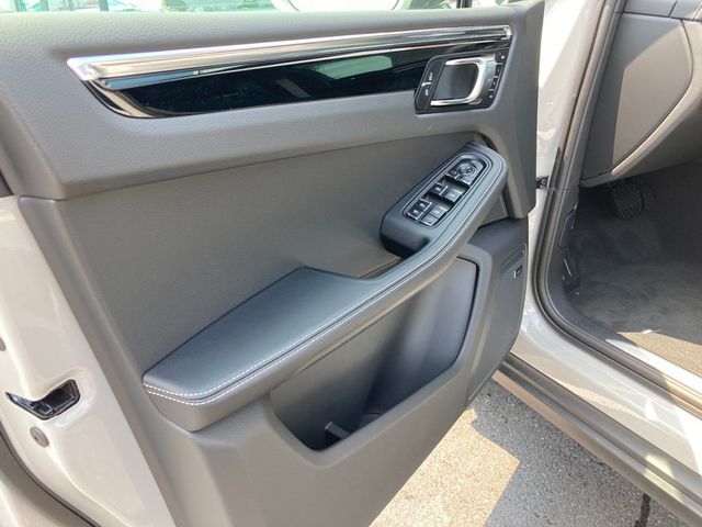 2025 Porsche Macan S AWD - 22890831 - 5