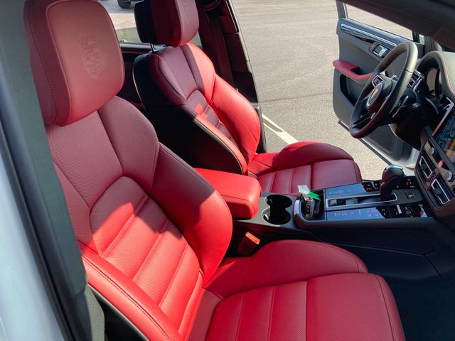 2025 Porsche Macan S AWD - 22915224 - 25