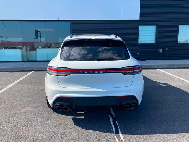 2025 Porsche Macan S AWD - 22915224 - 31