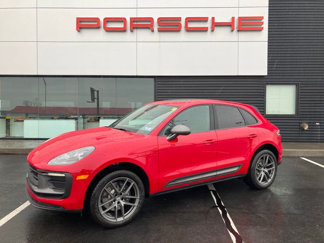 2025 Porsche Macan T AWD - 22694682 - 0