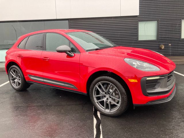 2025 Porsche Macan T AWD - 22694682 - 16