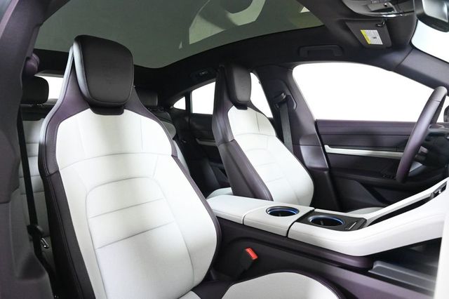 2025 Porsche Taycan 4 AWD - 22944980 - 17