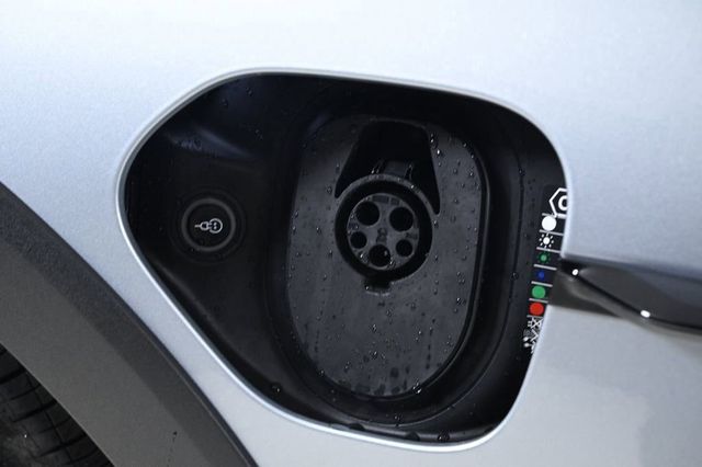 2025 Porsche Taycan 4 Cross Turismo AWD - 22944974 - 23