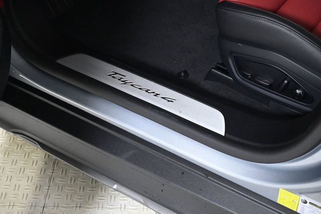 2025 Porsche Taycan 4 Cross Turismo AWD - 22944974 - 24