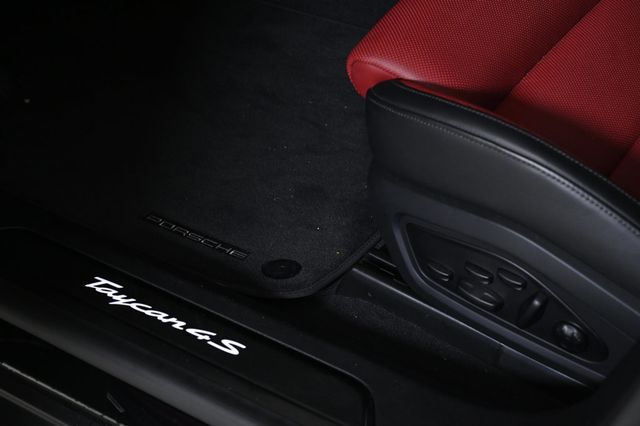2025 Porsche Taycan 4S AWD - 22922759 - 23