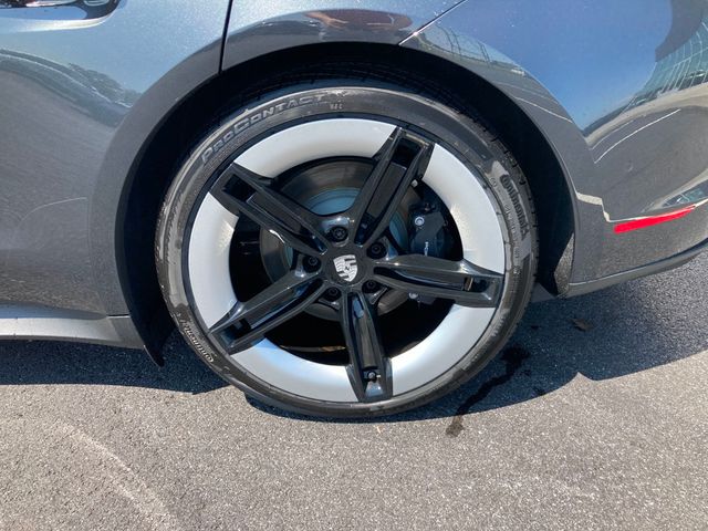 2025 Porsche Taycan RWD - 22562202 - 10