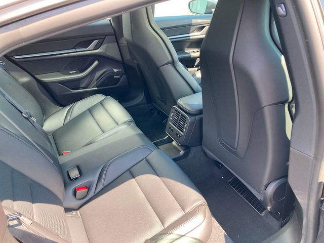 2025 Porsche Taycan RWD - 22562202 - 30