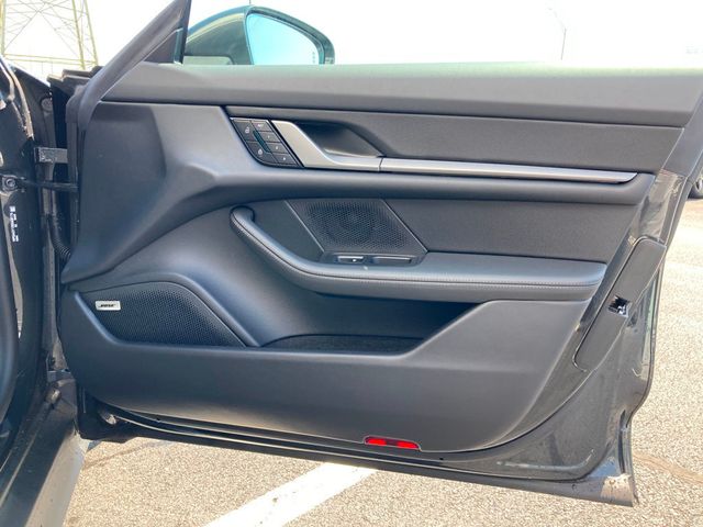 2025 Porsche Taycan RWD - 22562202 - 31