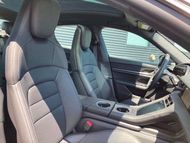 2025 Porsche Taycan RWD - 22562202 - 33