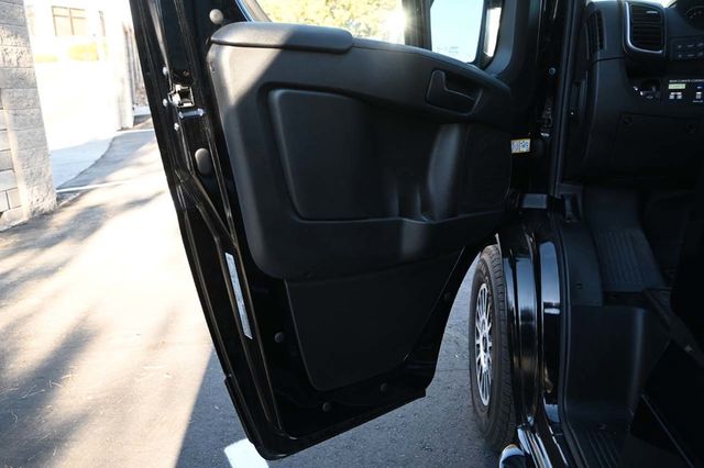 2025 Ram ProMaster Cargo Van SLT 1500 Low Roof 136" WB - 22983156 - 24