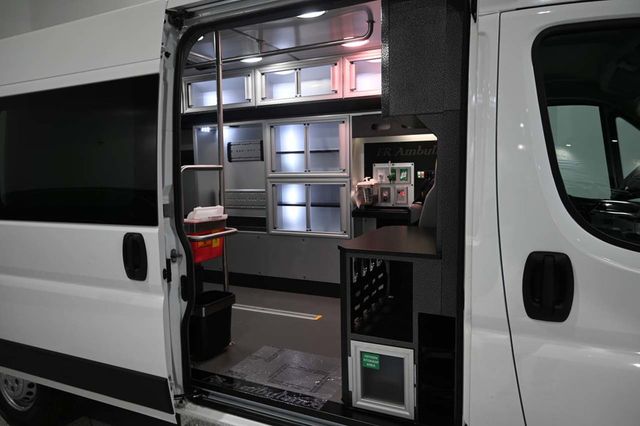 2025 Ram ProMaster Cargo Van Tradesman - 23048391 - 21