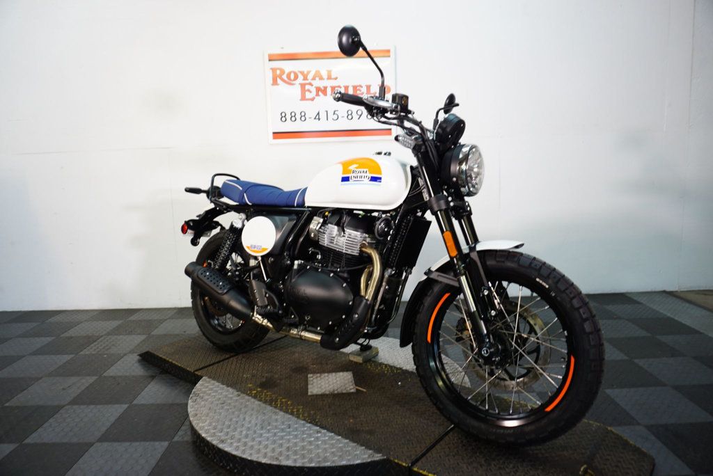 2025 ROYAL ENFIELD INT 650 BEAR SCRAMBLER-INSPIRED!! - 22670184 - 5