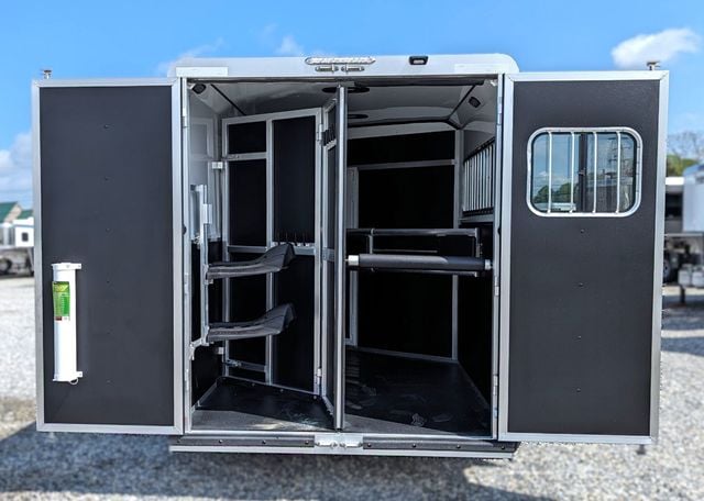 2025 Shadow 2 Horse Slant Bumper Pull Living Quarters  - 22805127 - 3