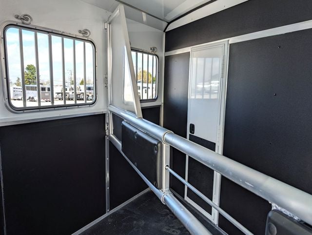 2025 Shadow 2 Horse Slant Bumper Pull Living Quarters  - 22805127 - 4