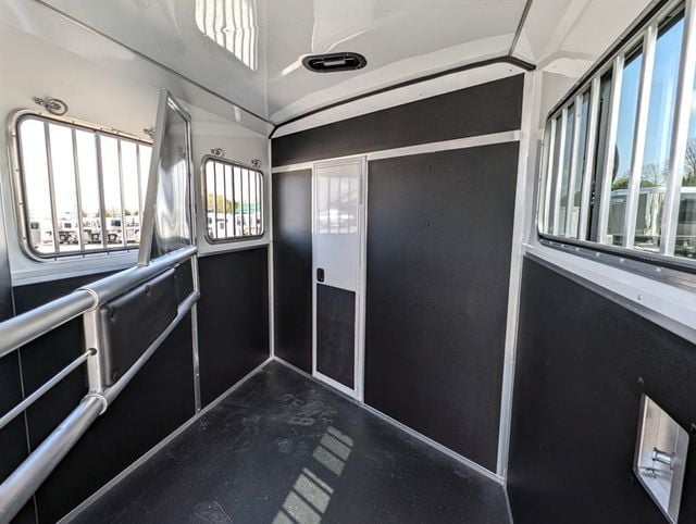 2025 Shadow 2 Horse Slant Bumper Pull Living Quarters  - 22805127 - 5