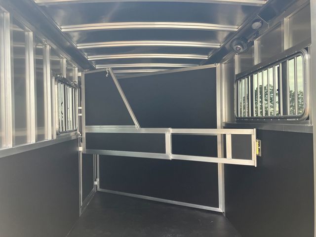 2025 Shadow 2 Horse Slant with Drop Feed Windows & Escape Door  - 22717372 - 5