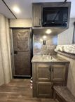 2025 Shadow 3 Horse Slant 5'6 Weekender Living Quarters  - 22685026 - 10