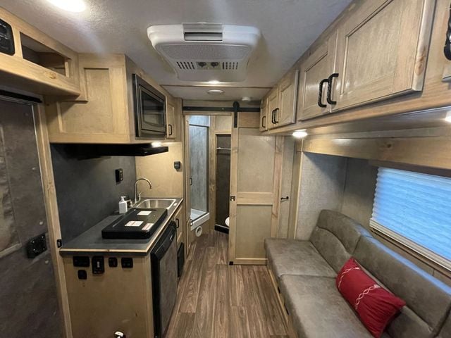 2025 Shadow 3 Horse Slant 9' Living Quarters with Slide  - 22783462 - 13