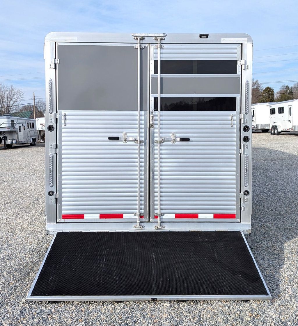 2025 Shadow 4 Horse Pro RawHide with 15' Living Quarters  - 22778940 - 4