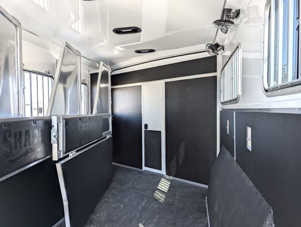 2025 Shadow 4 Horse Slant 10'6 Living Quarters SuperWide  - 22816038 - 9