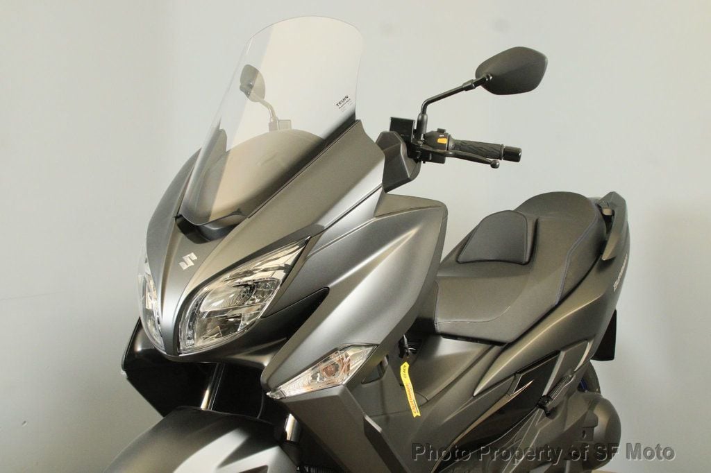 2025 Suzuki Burgman 400 1 In Stock Now! - 22576240 - 1