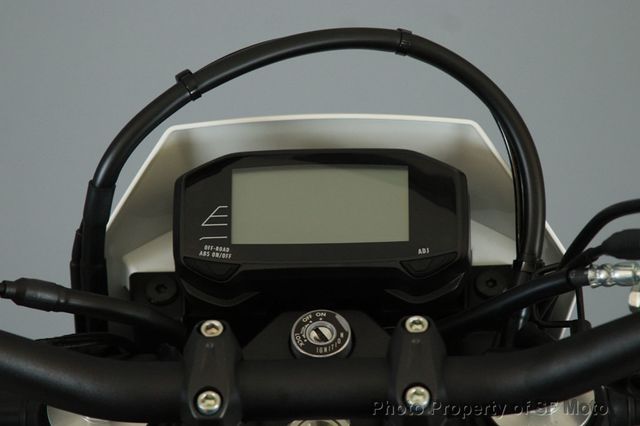 2025 Suzuki DR-Z4SM PRICE REDUCED! - 22944893 - 7
