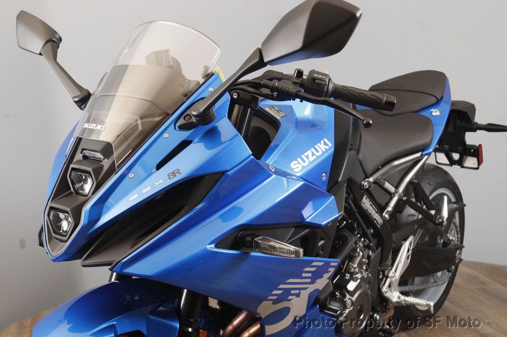 2025 Suzuki GSX-8R INVENTORY-CLEARANCE - 22833289 - 1