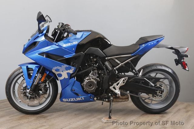 2025 Suzuki GSX-8R INVENTORY-CLEARANCE - 22833289 - 3