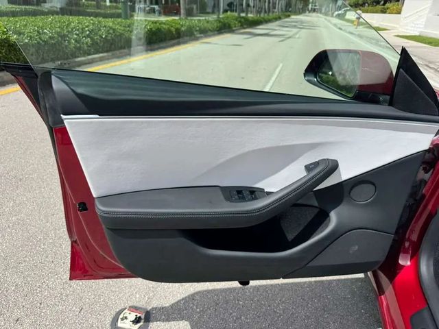 2025 Tesla Model 3 Long Range AWD - 23008559 - 13