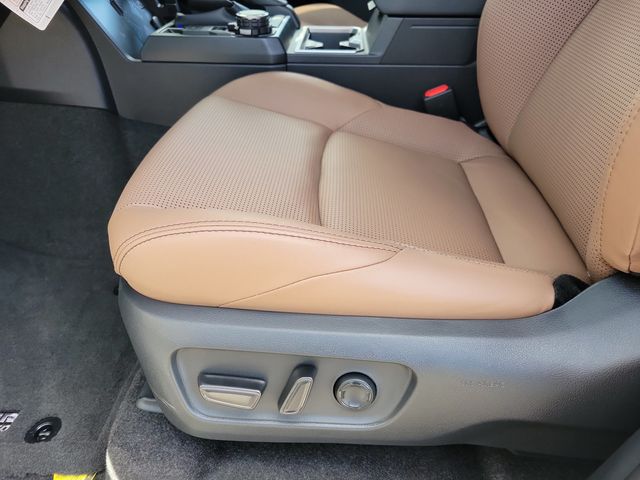 2025 Toyota 4Runner Hybrid Limited 4WD - 22938746 - 4