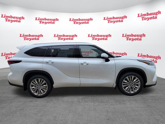 2025 Toyota Highlander Platinum AWD - 22936740 - 1