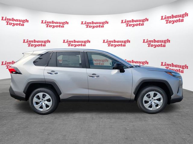 2025 Toyota RAV4 LE FWD - 22941640 - 1