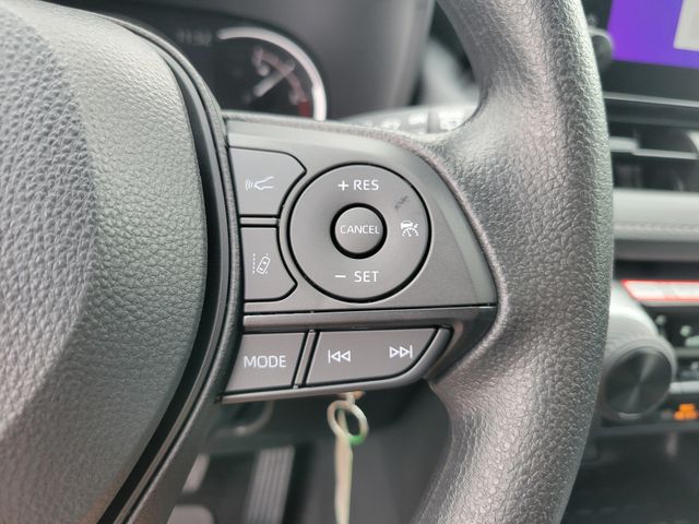 2025 Toyota RAV4 LE FWD - 22956262 - 7