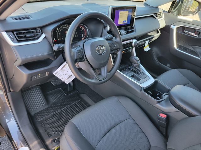2025 Toyota RAV4 XLE FWD - 22945586 - 2