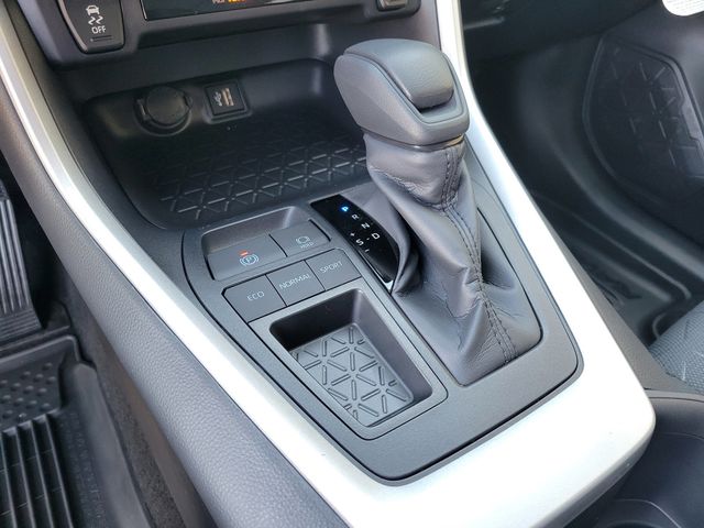 2025 Toyota RAV4 XLE FWD - 22946108 - 5